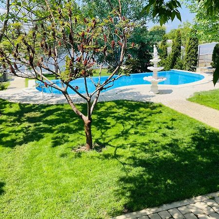 Therme - Corbeanca By The Lake Luxury Villa Luaran gambar