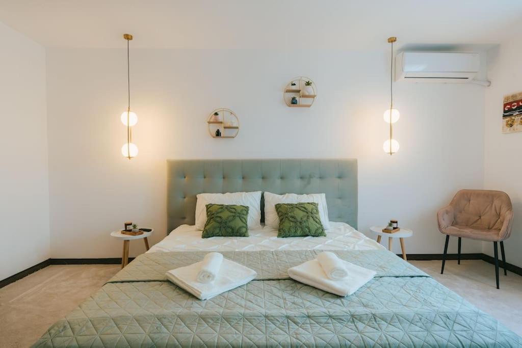 Therme - Corbeanca By The Lake Luxury Villa Luaran gambar