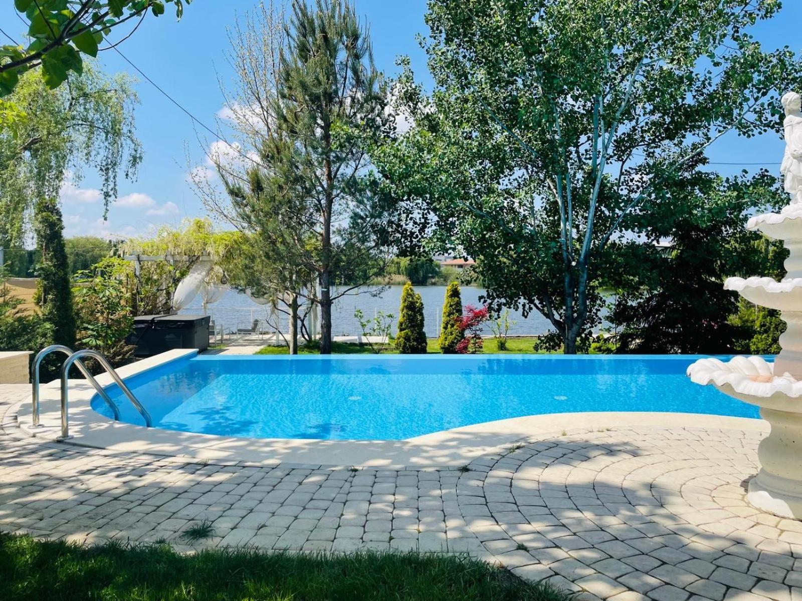 Therme - Corbeanca By The Lake Luxury Villa Luaran gambar
